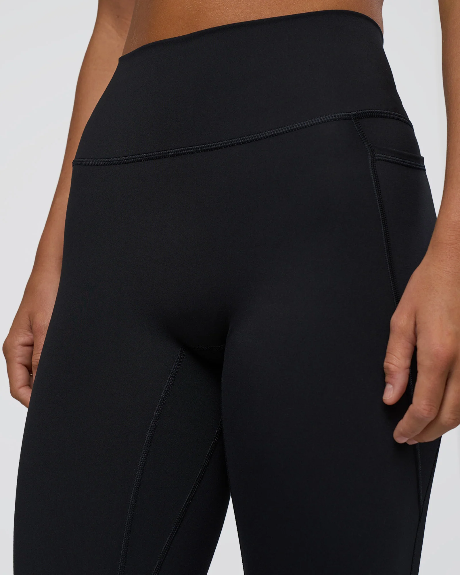Fusion Ultra High-Rise 7/8 Legging Pockets - Black - Image 10