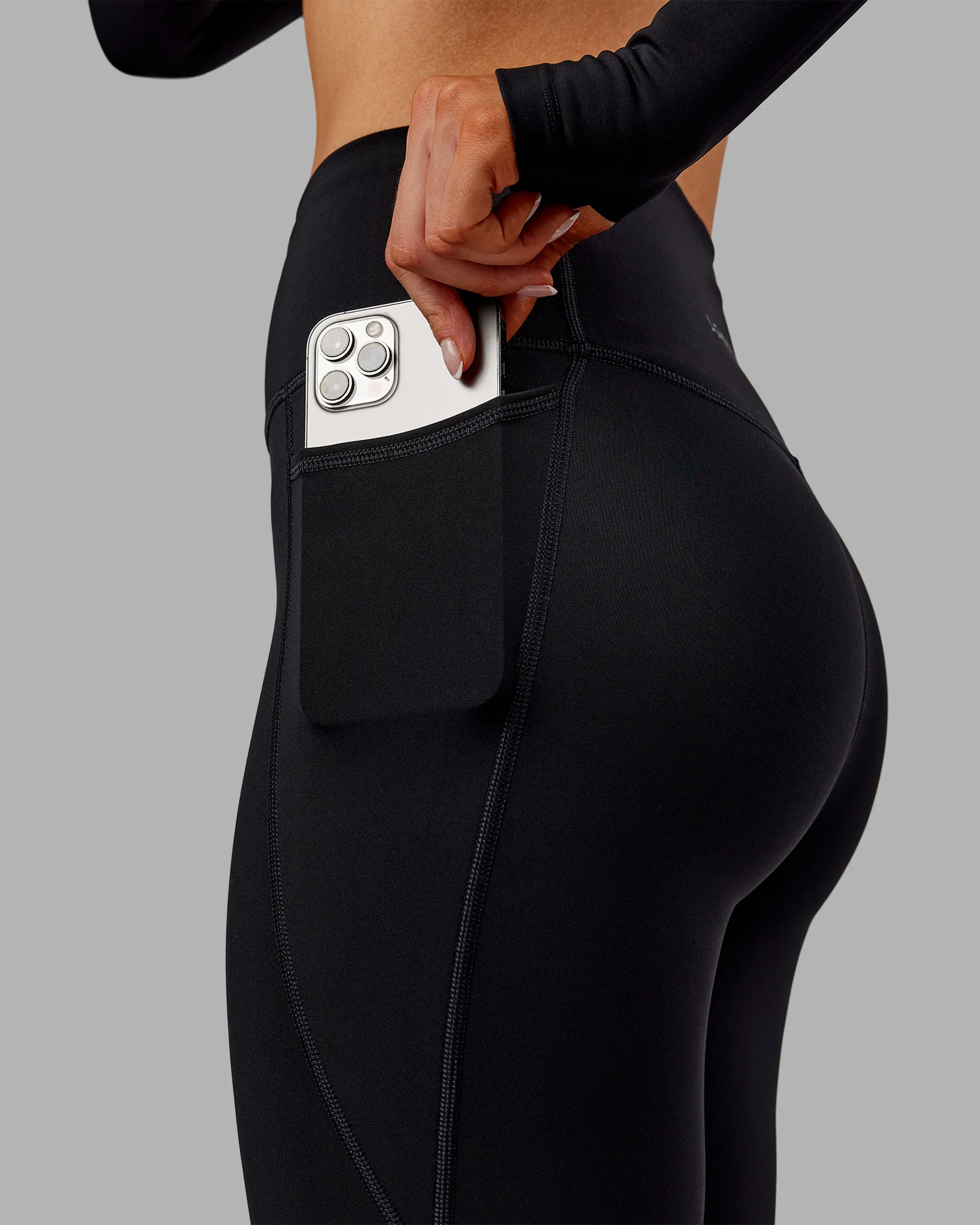 Fusion Thermal Ultra High-Rise 7/8 Legging Pockets - Black - Image 3