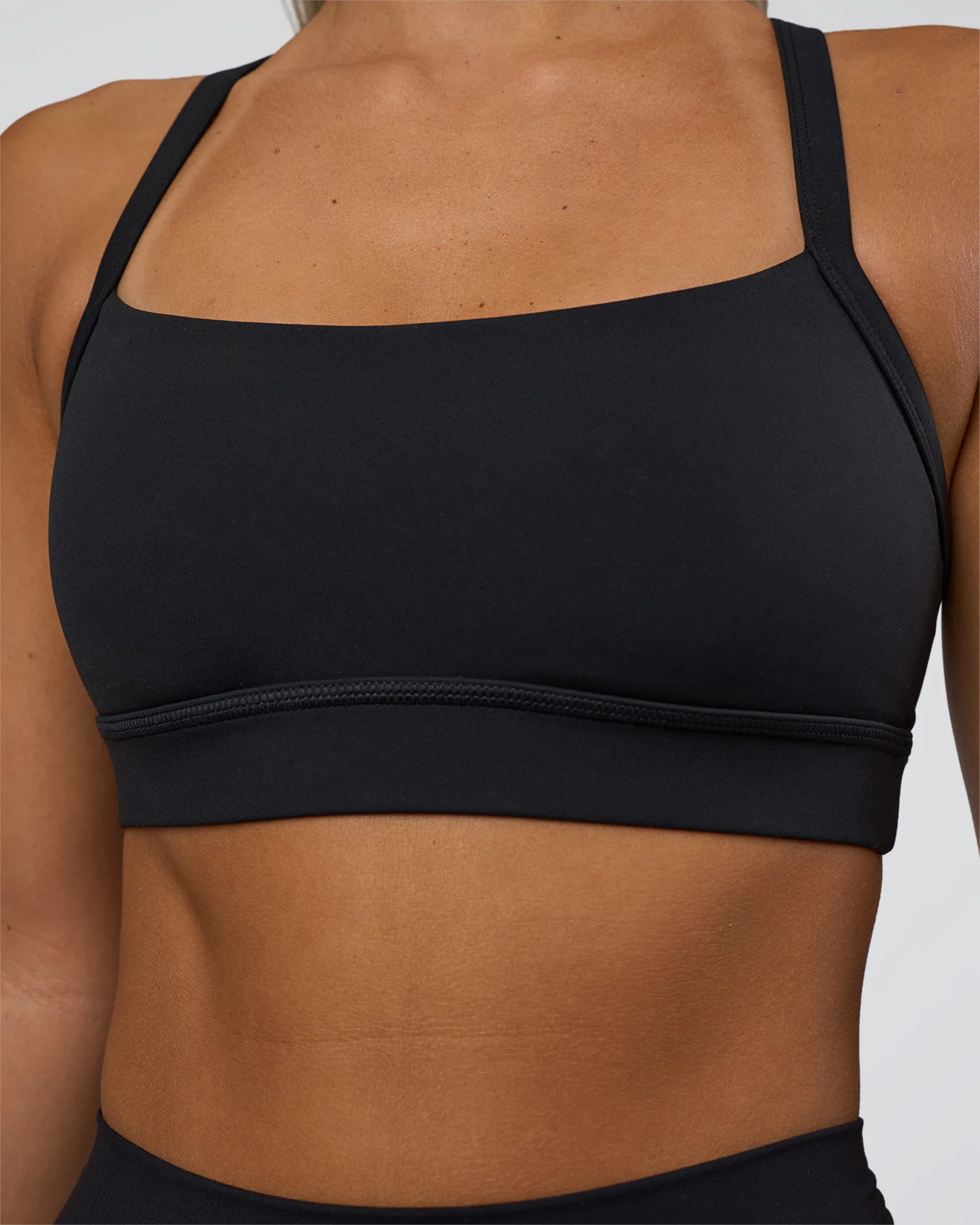 Momentum Sports Bra - Black - Image 4