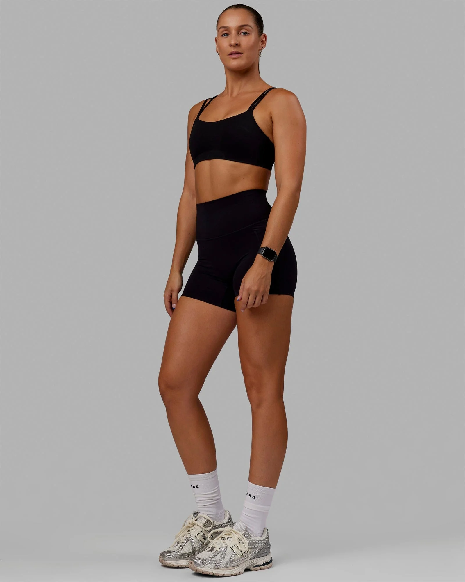 Vantage Sports Bra - Black - Image 3
