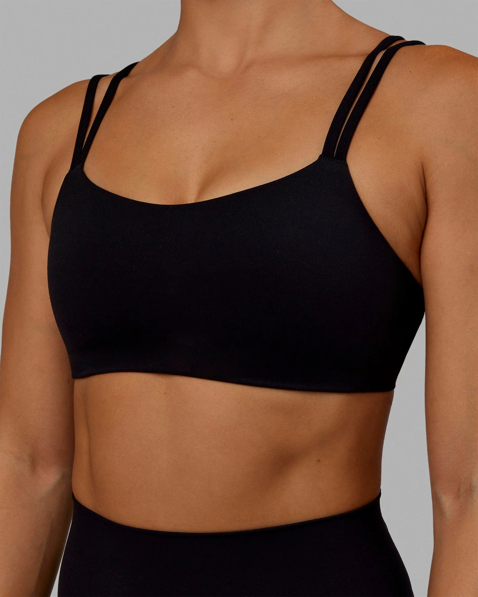 Vantage Sports Bra - Black - Image 5